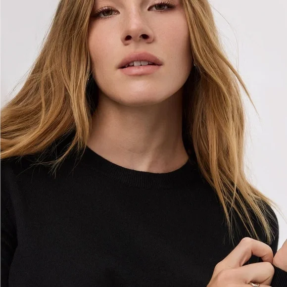 Long-Sleeve Pullover - R Essentials - Picture 7 of 7